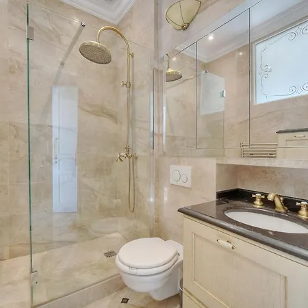 Luxury - Superb Sea View Apartment