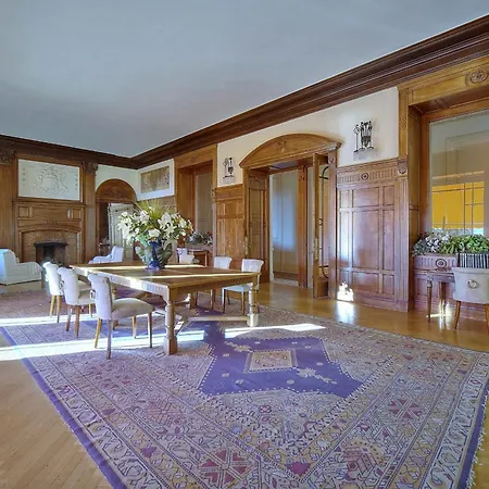 Luxury - Superb Sea View Apartment